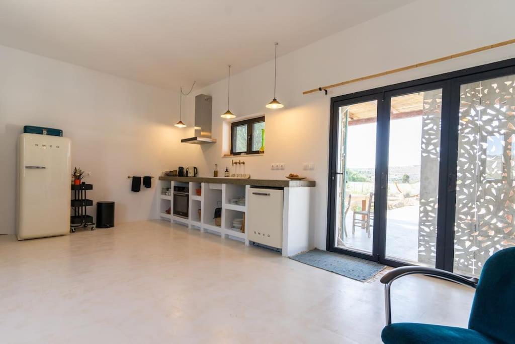Villa Louloudia Stylish Luxury Villa With Private Pool 皮特斯迪亚 外观 照片